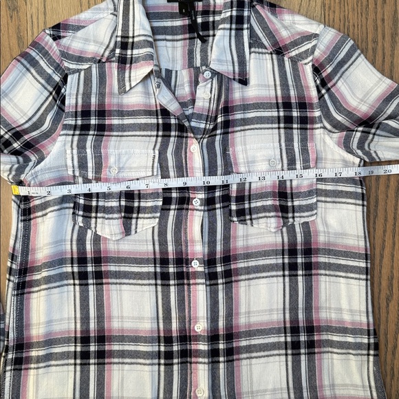 Paige Women’s Pink Black and White Thin Flannel Button Up Flannel Size Small - Picture 4 of 9